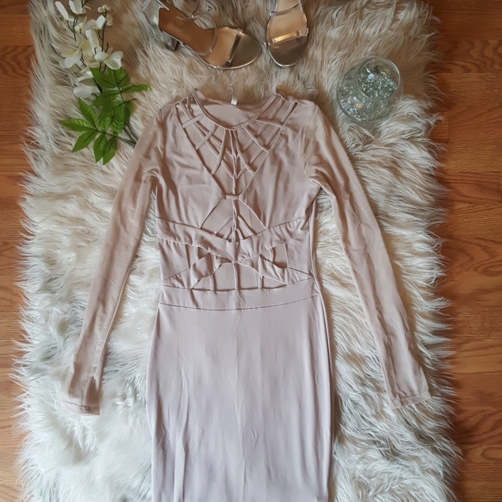 Long sleeve cut out bodycon Dress